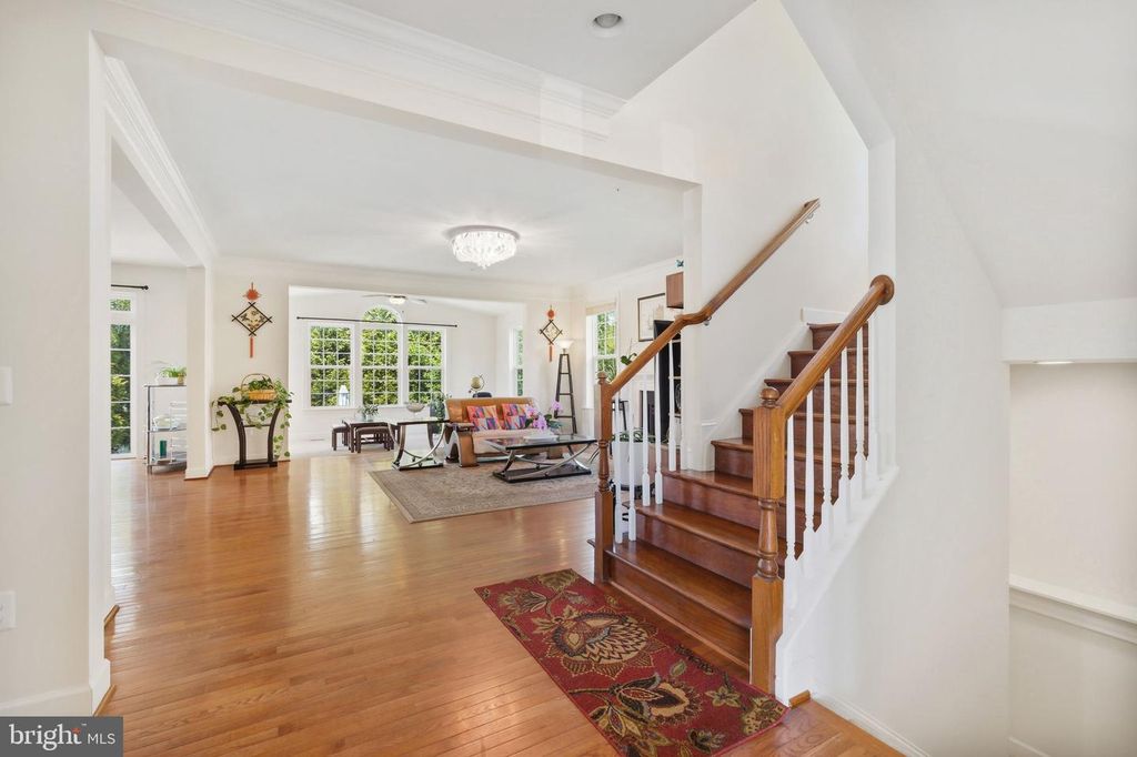 Image 22 of property listing at 17511 TOBOGGAN LN, Rockville, MD 20855