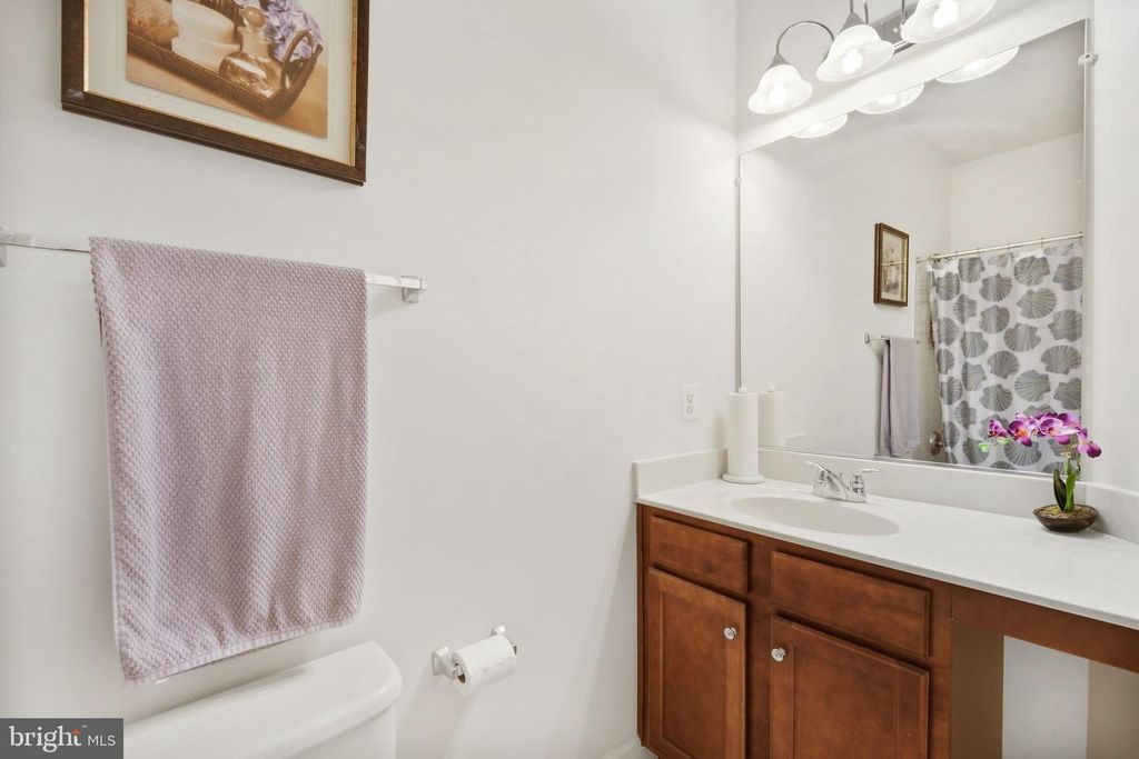 Image 30 of property listing at 17511 TOBOGGAN LN, Rockville, MD 20855