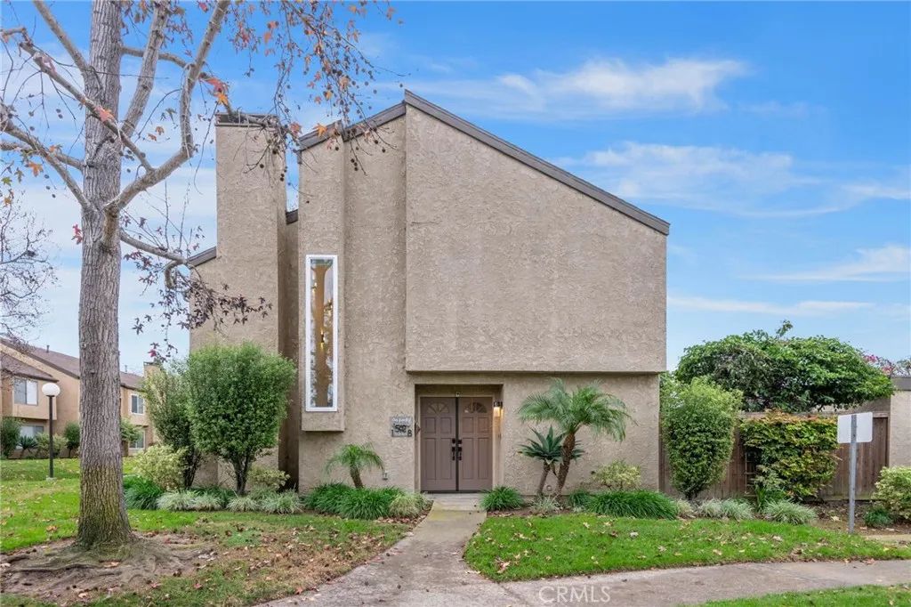 15928 Prell Court, Fountain Valley, CA 92708