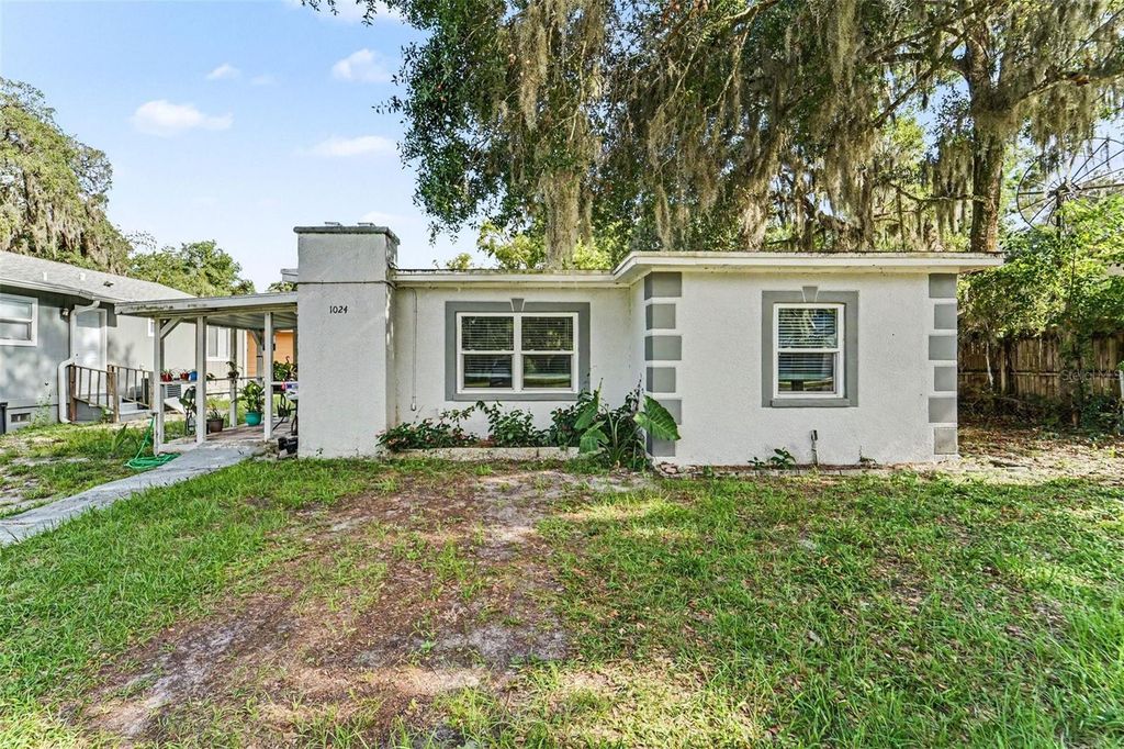 1024 GRANT AVENUE, Mount Dora, FL 32757