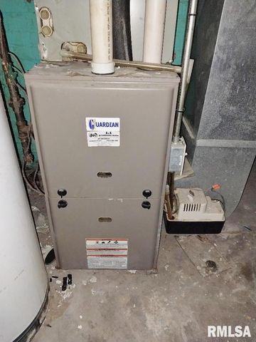 1605 W MARTIN Street, Peoria, IL 61605