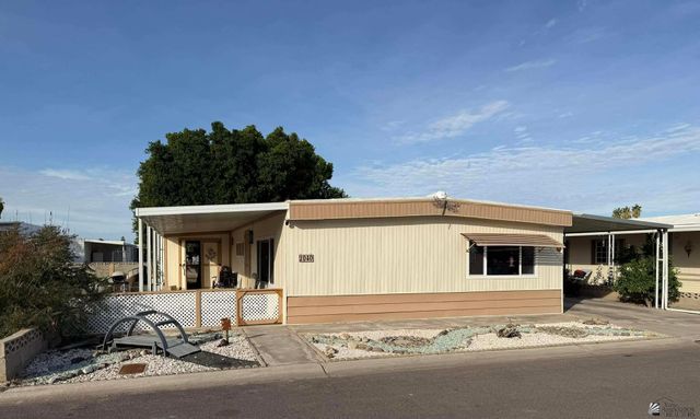 2040 S Whitewing Ave, Yuma, AZ 85364