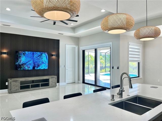 4312 NW 27th LN, Cape Coral, FL 33993