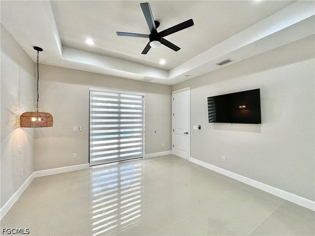 4312 NW 27th LN, Cape Coral, FL 33993