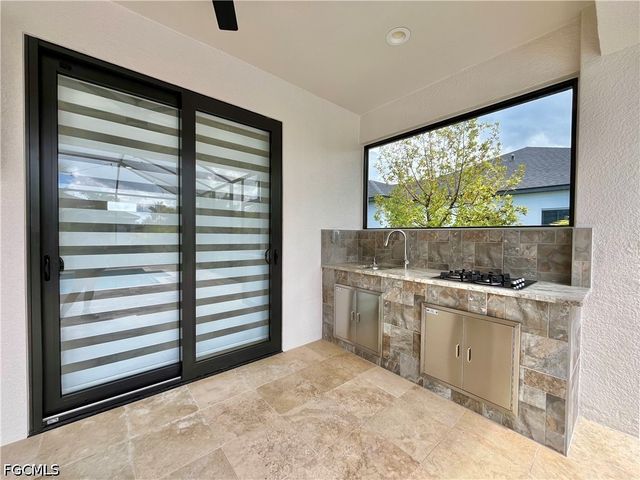 4312 NW 27th LN, Cape Coral, FL 33993