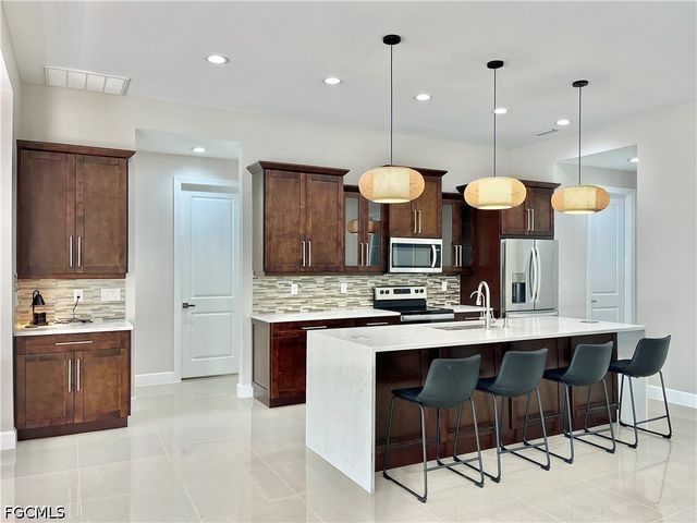 4312 NW 27th LN, Cape Coral, FL 33993