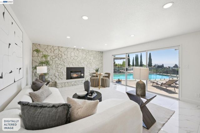 26918 Claiborne Ct, Hayward, CA 94542