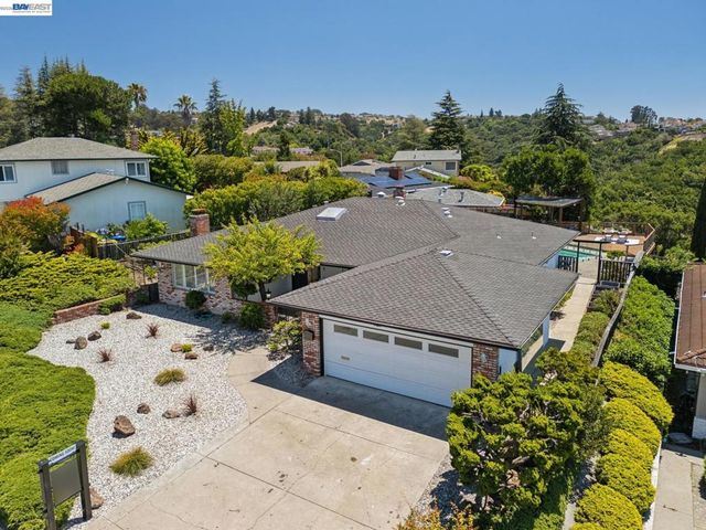 26918 Claiborne Ct, Hayward, CA 94542
