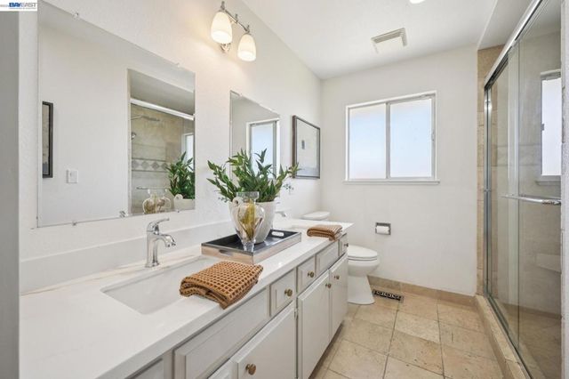 26918 Claiborne Ct, Hayward, CA 94542