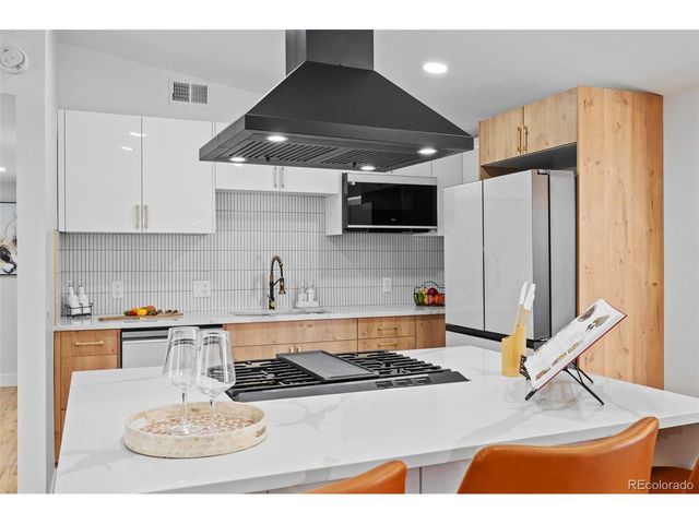 5592 Bowron Pl, Longmont, CO 80503