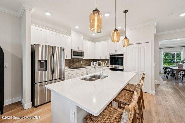 8746 103rd Avenue, Vero Beach, FL 32967