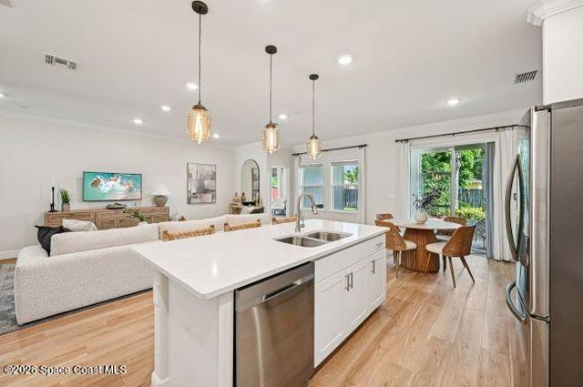 8746 103rd Avenue, Vero Beach, FL 32967