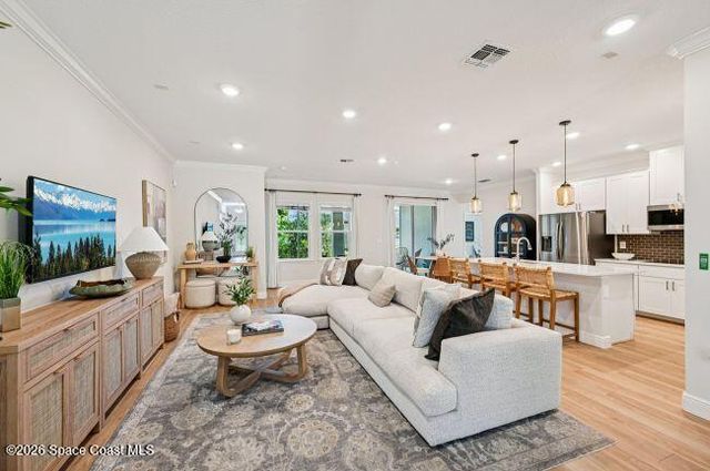 8746 103rd Avenue, Vero Beach, FL 32967