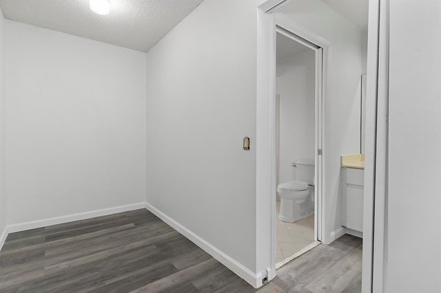 1955 Sacramento, Weston, FL 33326