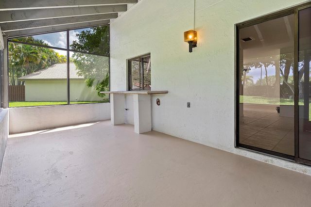 1955 Sacramento, Weston, FL 33326