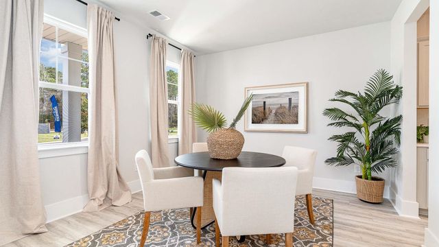 7023 Cinnamon Dr, Conway, SC 29526