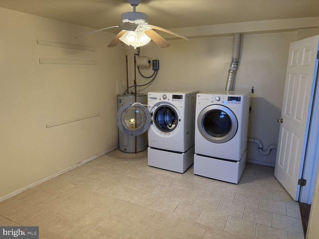 3 PALADIN DR, Wilmington, DE 19802