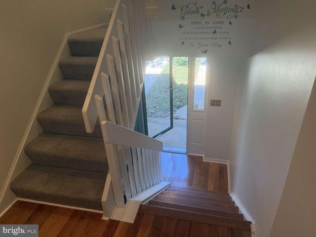 3 PALADIN DR, Wilmington, DE 19802