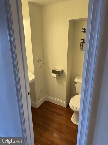 3 PALADIN DR, Wilmington, DE 19802