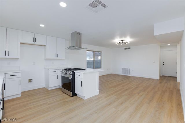 2152 Running River Road, Henderson, NV 89074