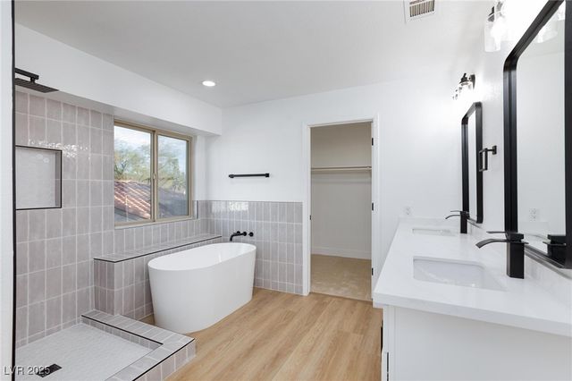 2152 Running River Road, Henderson, NV 89074