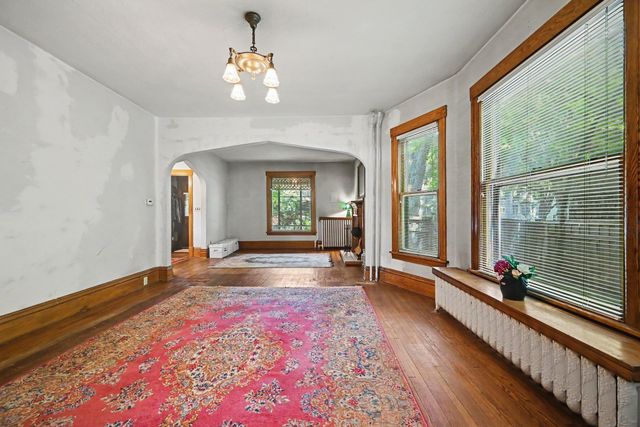 2012 Iglehart Avenue, Saint Paul, MN 55104