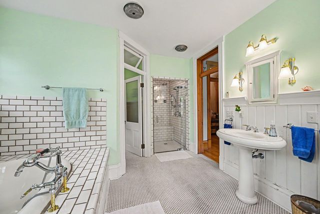 2012 Iglehart Avenue, Saint Paul, MN 55104