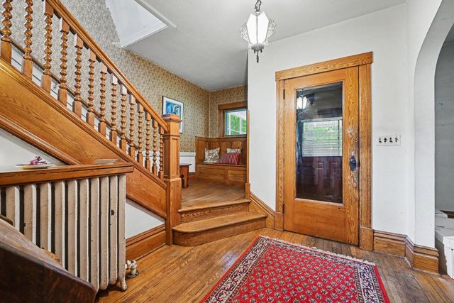 2012 Iglehart Avenue, Saint Paul, MN 55104