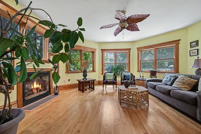 2012 Iglehart Avenue, Saint Paul, MN 55104