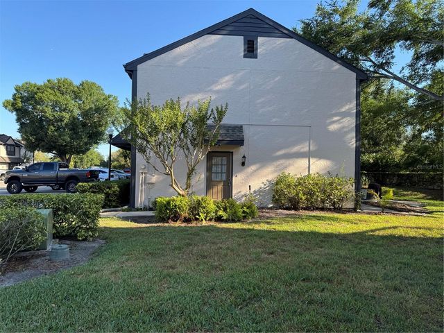 16573 BRIGADOON DRIVE, Tampa, FL 33618