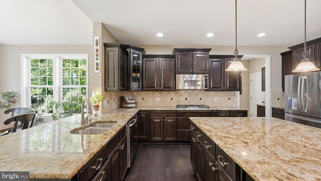 8025 SIDE HILL DR, Warrenton, VA 20187