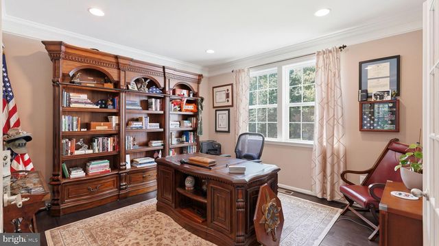 8025 SIDE HILL DR, Warrenton, VA 20187