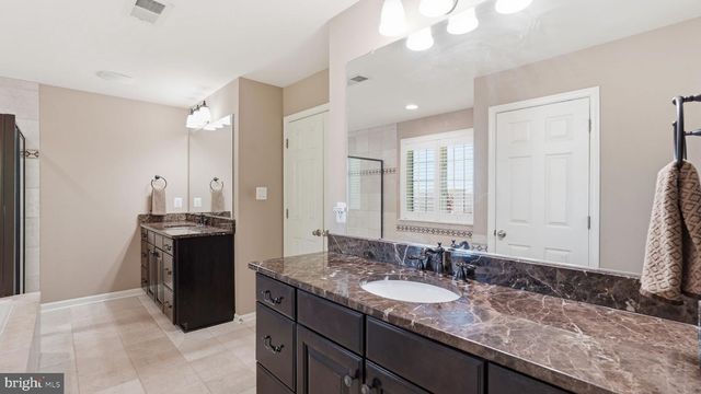 8025 SIDE HILL DR, Warrenton, VA 20187