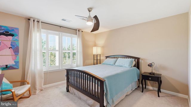 8025 SIDE HILL DR, Warrenton, VA 20187