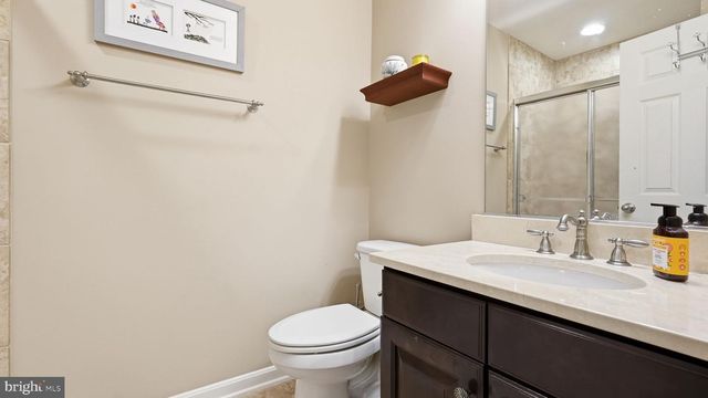 8025 SIDE HILL DR, Warrenton, VA 20187