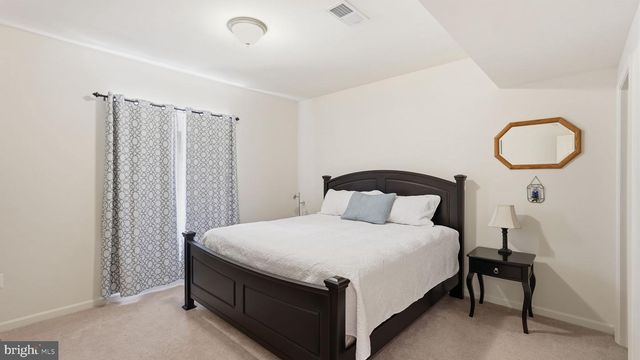 8025 SIDE HILL DR, Warrenton, VA 20187
