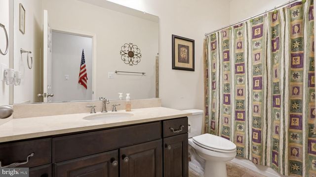 8025 SIDE HILL DR, Warrenton, VA 20187