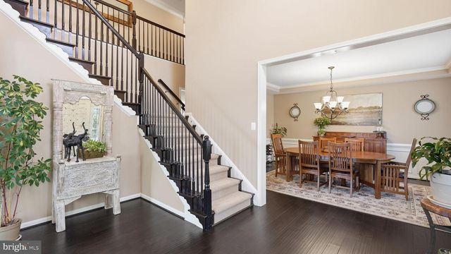 8025 SIDE HILL DR, Warrenton, VA 20187