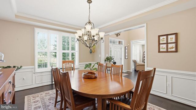8025 SIDE HILL DR, Warrenton, VA 20187