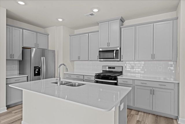 558 crowder Place, Piedmont, SC 29673