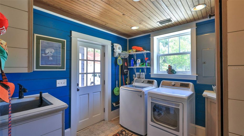 Image 23 of property listing at 508 FAULKNER STREET, New Smyrna Beach, FL 32168