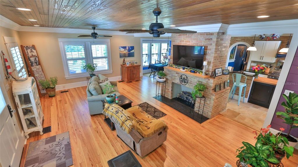 Image 8 of property listing at 508 FAULKNER STREET, New Smyrna Beach, FL 32168