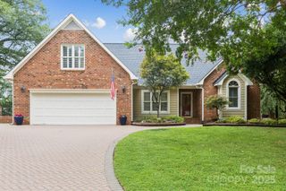 6331 Dovefield Road, Charlotte, NC 28277