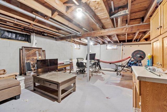 97 Kenwood Road, Methuen, MA 01844