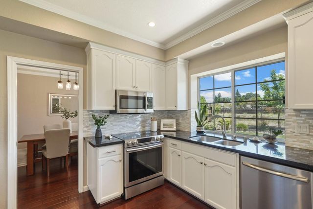 18432 Ironstone St, Woodbridge, CA 95258