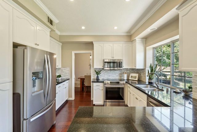 18432 Ironstone St, Woodbridge, CA 95258