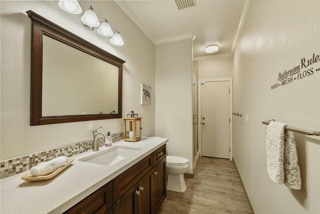 18432 Ironstone St, Woodbridge, CA 95258