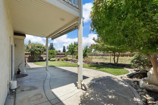 18432 Ironstone St, Woodbridge, CA 95258