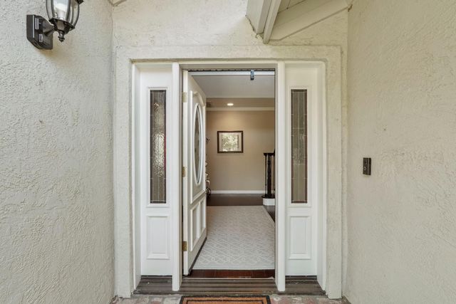 18432 Ironstone St, Woodbridge, CA 95258