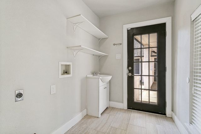 2901 Woodland Hills Drive, Grapevine, TX 76051